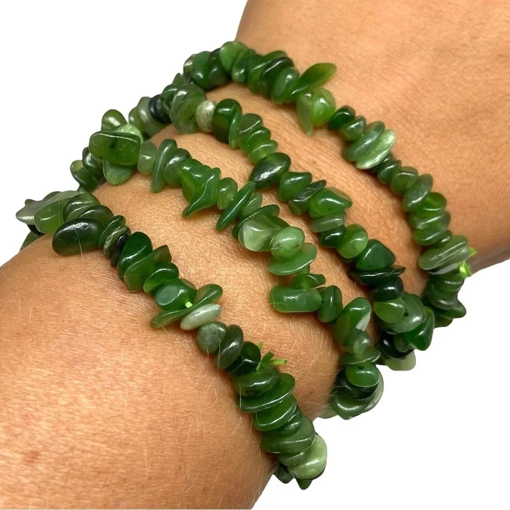 Nephrite Jade Beaded Stretch Bracelet Natural Stone Chip Beads Chips Green Boho - Picture 6 of 6